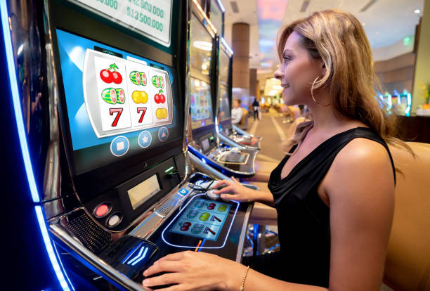 Sic Bo betting layout on yokubet mobile showing all bet types and payout odds